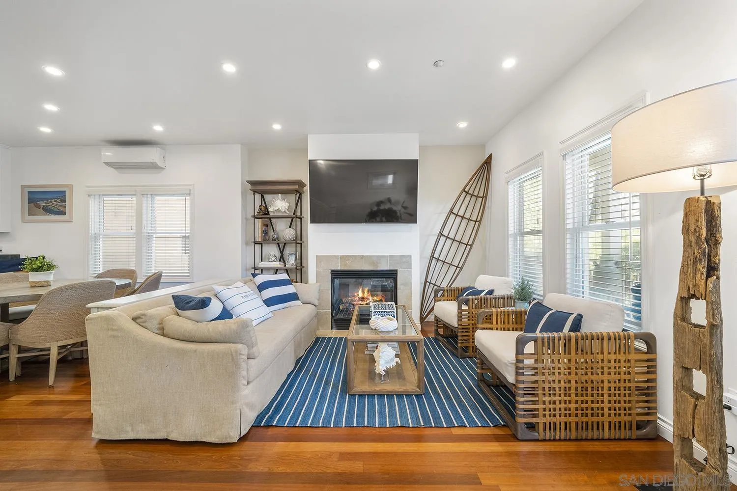 https://cdn.realtyfeed.com/cdn/127/250040262/7b5fe51471ba2b8cbe248c024cd4560d.webp