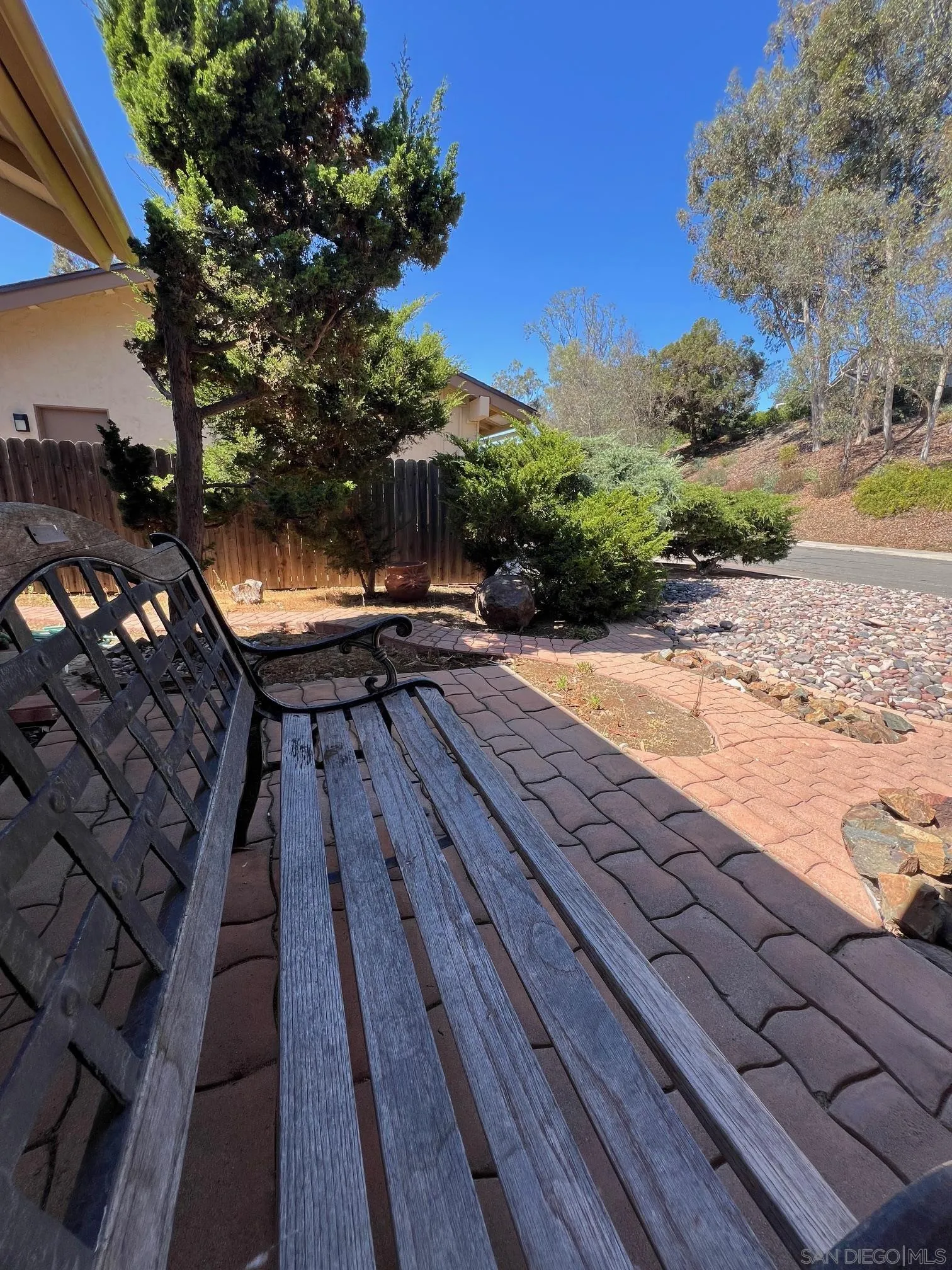 https://cdn.realtyfeed.com/cdn/127/250040267/548fcf651cb29cbc0fbde7b2f0bdabec.webp