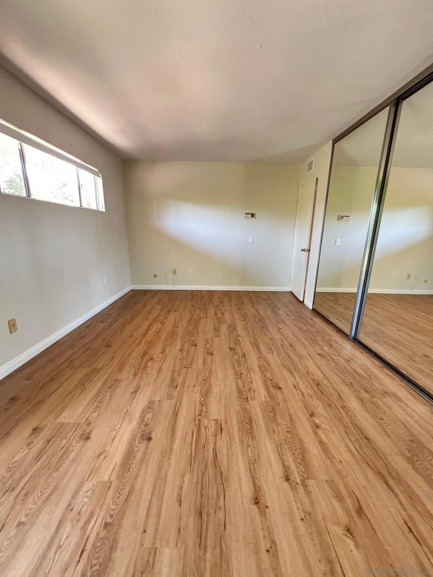 https://cdn.realtyfeed.com/cdn/127/250040267/7592052af273c2aeeebea95d8be97a47.webp