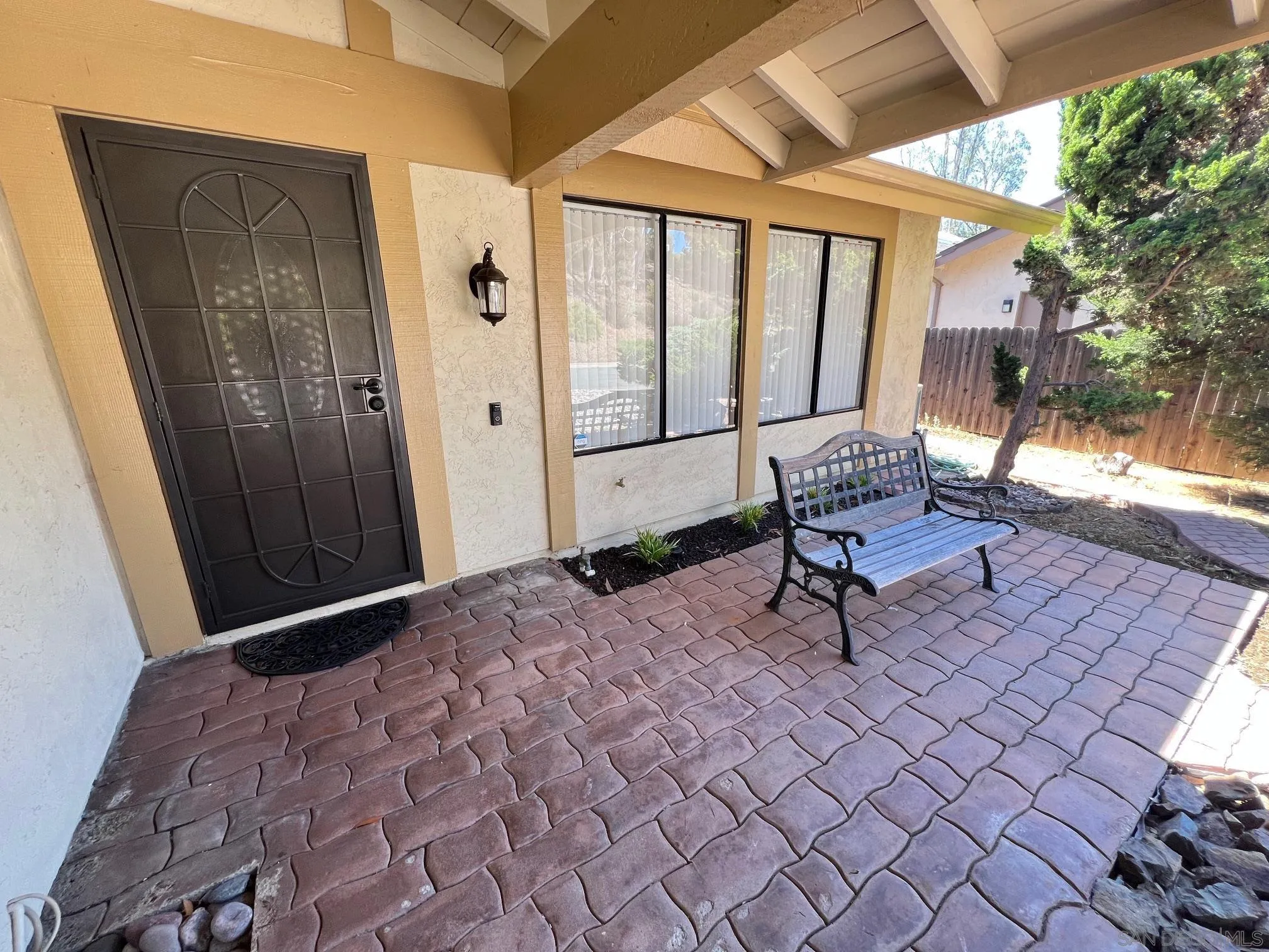 https://cdn.realtyfeed.com/cdn/127/250040267/c483e1a8606dccc8b4b28947e4b3686b.webp