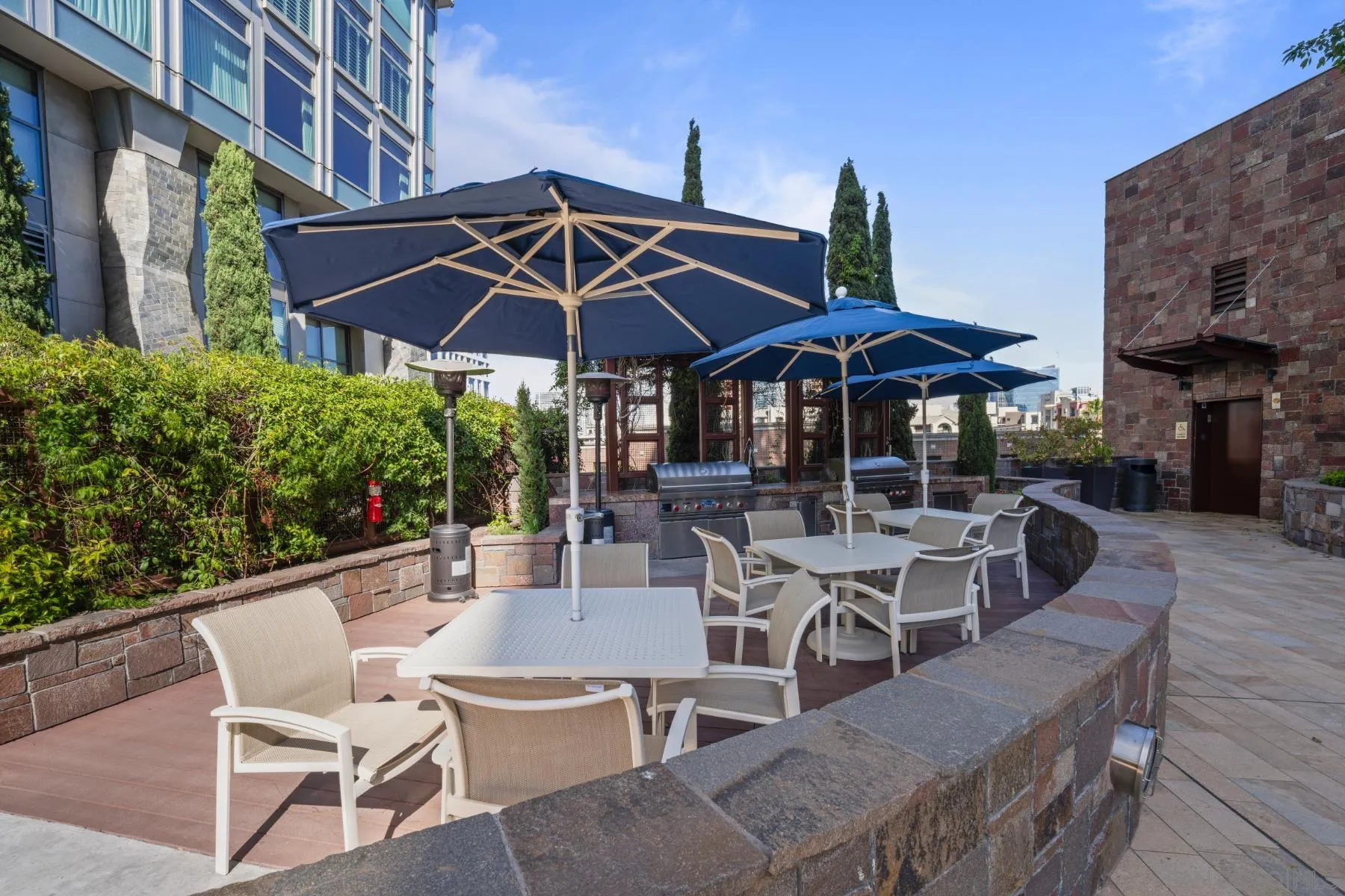 https://cdn.realtyfeed.com/cdn/127/250040270/00b5046094b154d84c8e5e5d05912266.webp