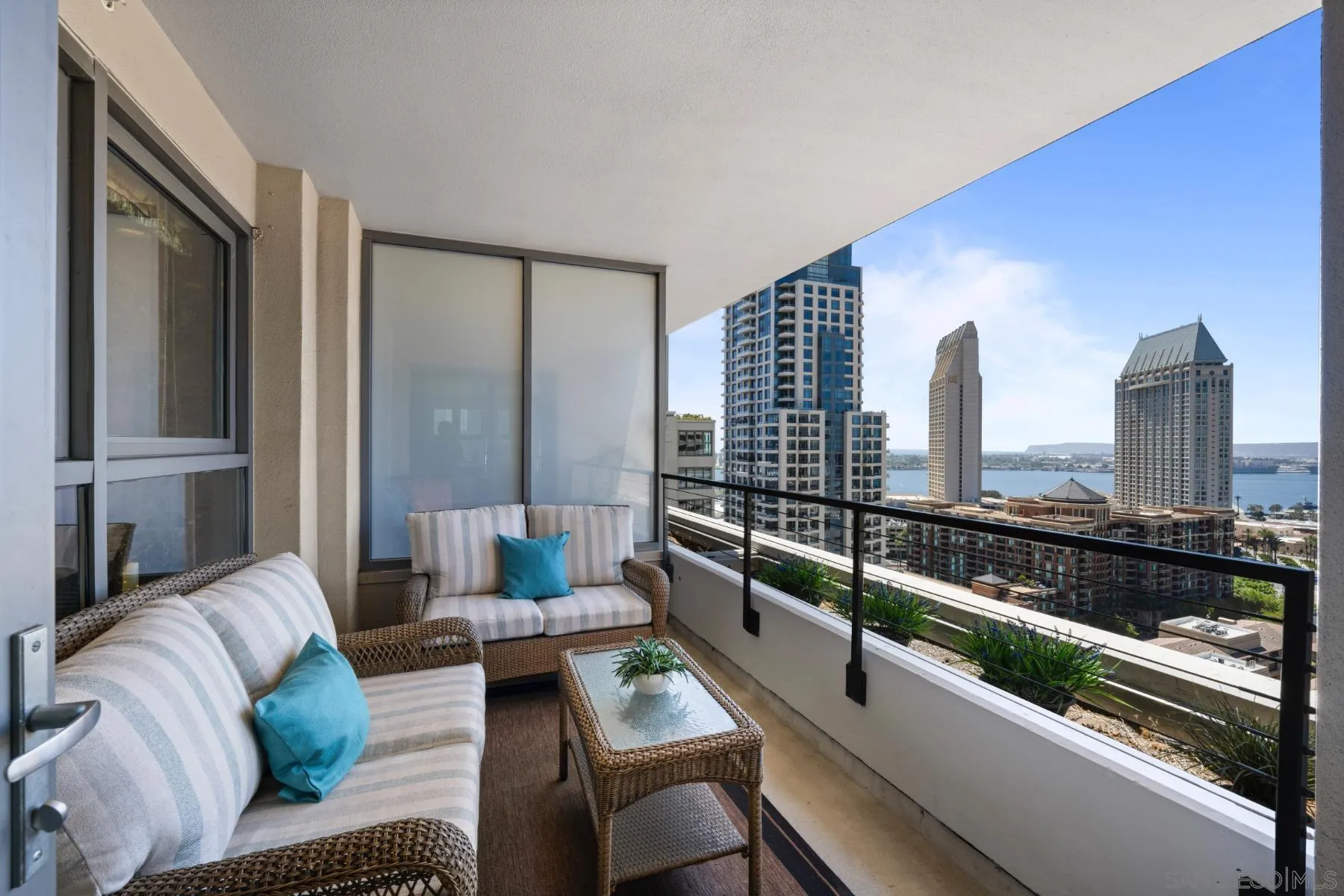 https://cdn.realtyfeed.com/cdn/127/250040270/31f734eb44bde4874cab4472ec00345d.webp