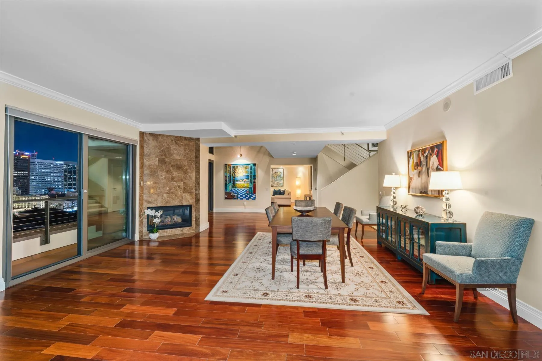 https://cdn.realtyfeed.com/cdn/127/250040270/7247a8c828218e4d8bcb69f6b87639d8.webp