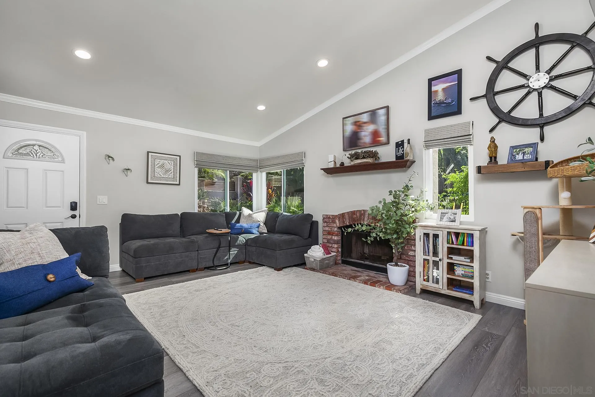 https://cdn.realtyfeed.com/cdn/127/250040276/069ac05c7b6180dbadcacb55f8e09ccc.webp
