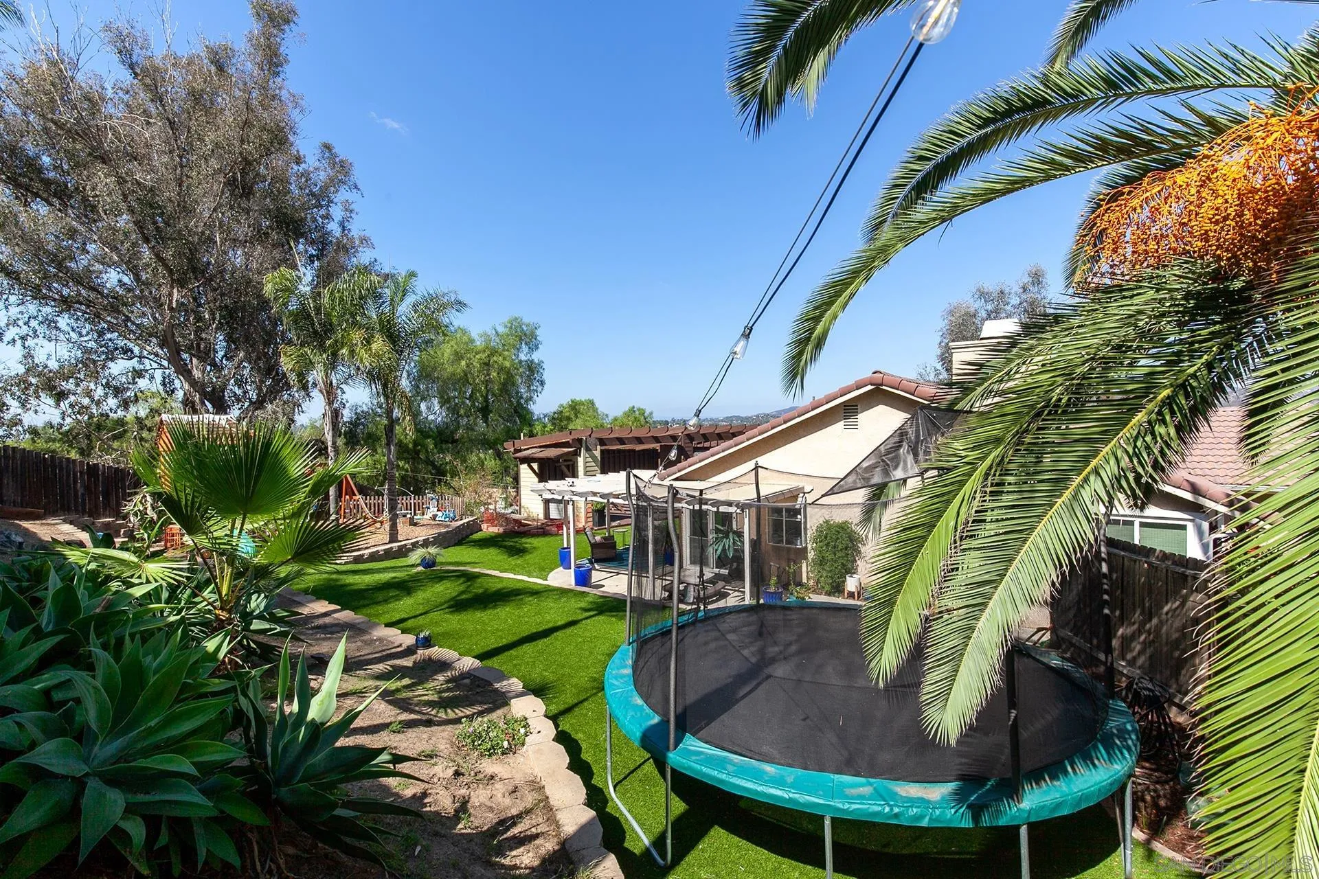 https://cdn.realtyfeed.com/cdn/127/250040276/1f9a3af0c4231ac25e6833cdfec6a40d.webp