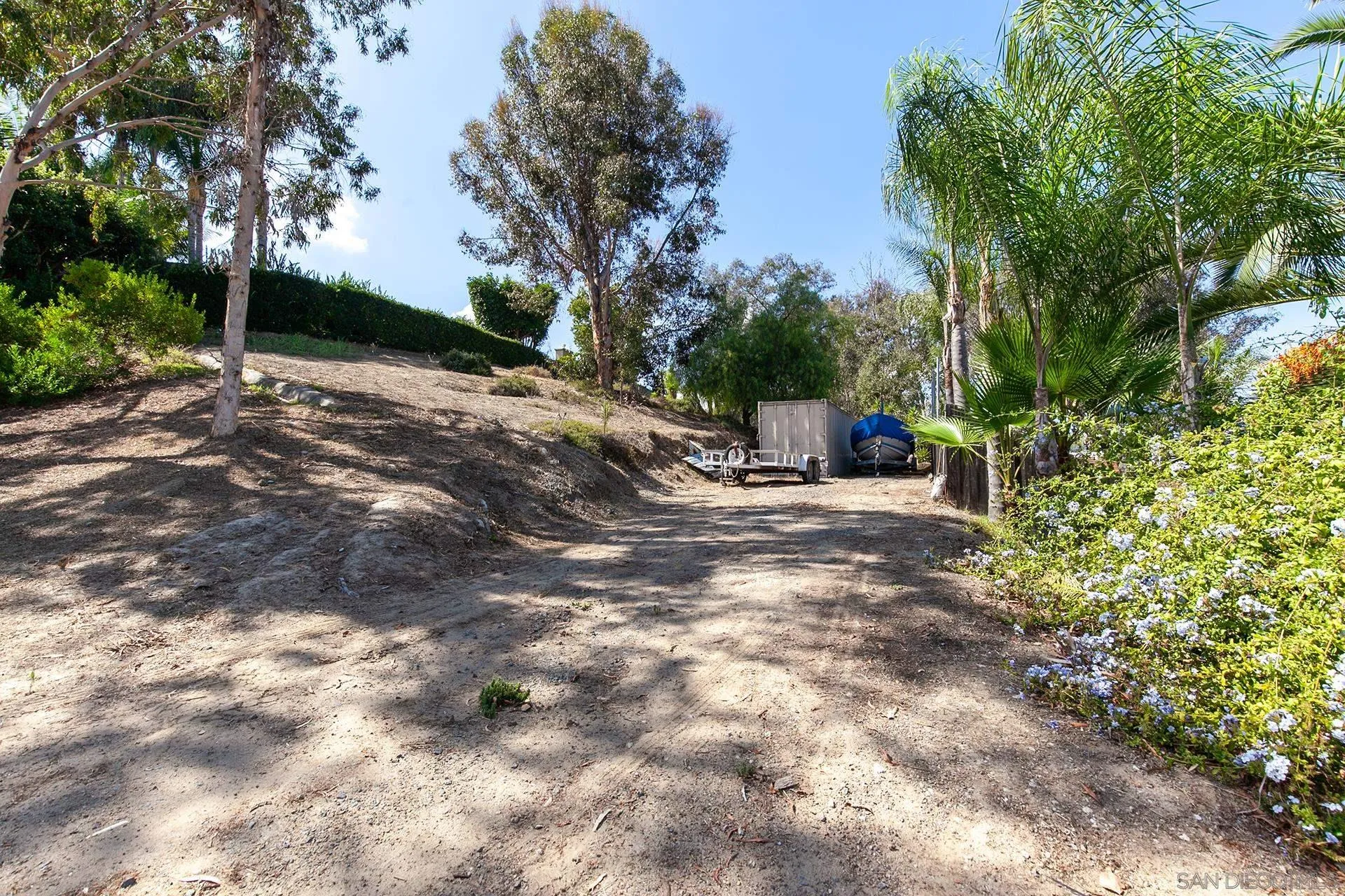 https://cdn.realtyfeed.com/cdn/127/250040276/7cd7b1d388a8b4f80da9f73ea081ca3a.webp