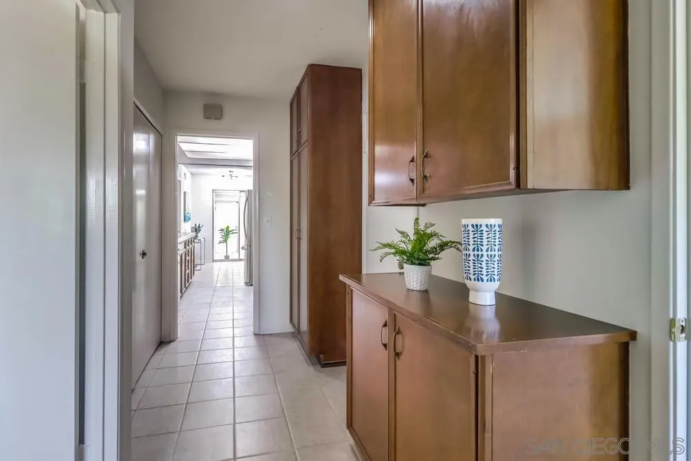 https://cdn.realtyfeed.com/cdn/127/250040277/13f00e69190ed37ffb59276c1ce633d8.webp