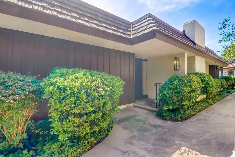https://cdn.realtyfeed.com/cdn/127/250040277/bfc57470fb84dea63c07b858b58b65a7.webp