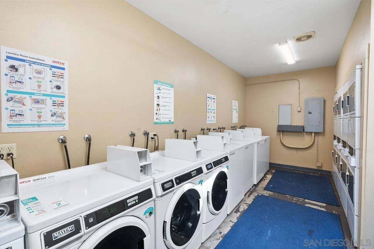 https://cdn.realtyfeed.com/cdn/127/250040278/81b0dbfd1ddf1a11b8b945f0852cdcd0.webp