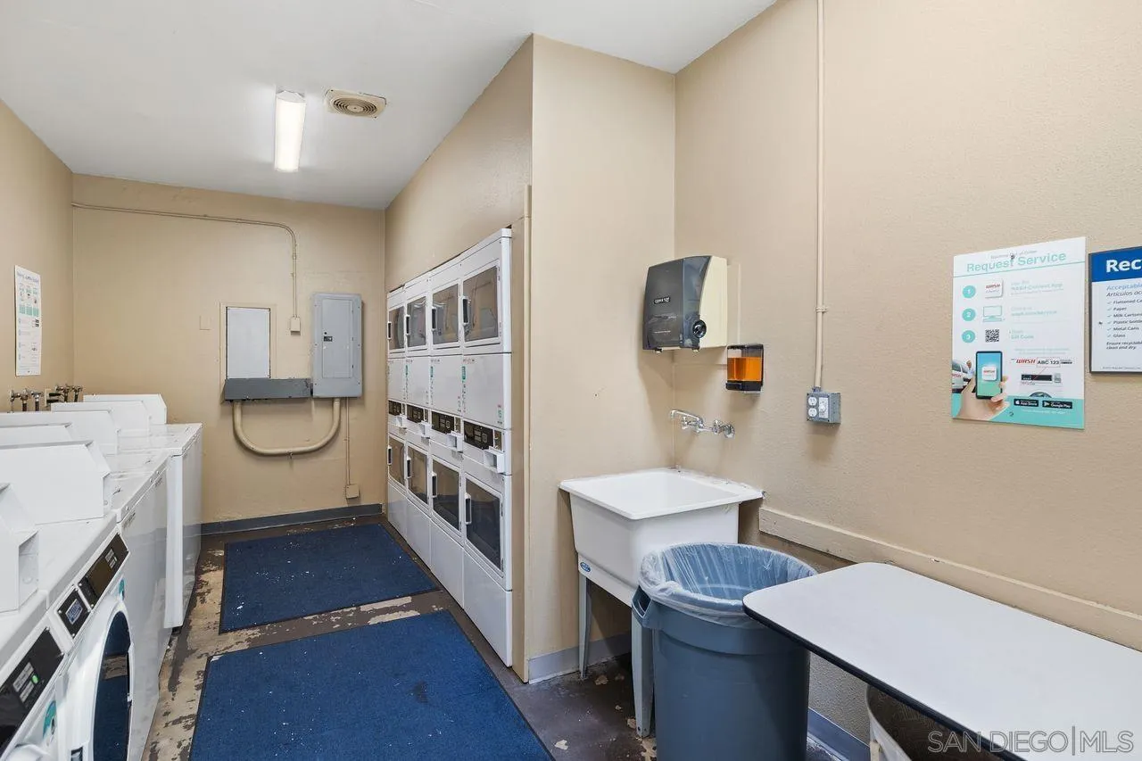 https://cdn.realtyfeed.com/cdn/127/250040278/d83577aea039aa3bf20f650742e43a90.webp