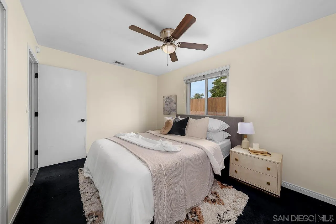 https://cdn.realtyfeed.com/cdn/127/250040288/fc99740c9fadc2e8cf896d46b0919e89.webp