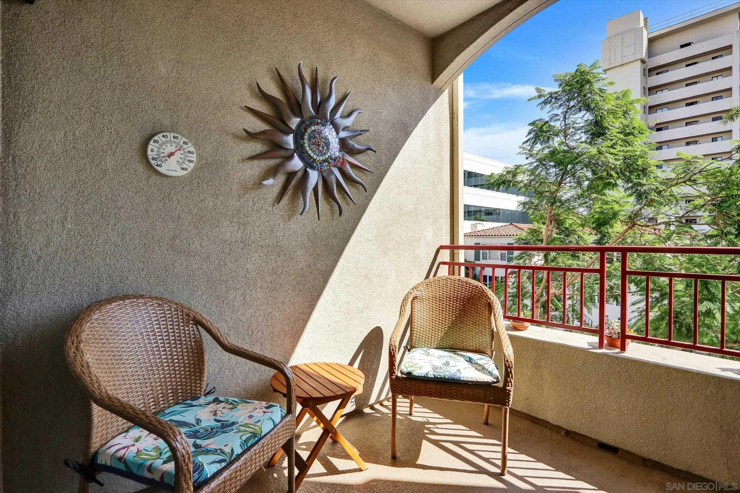 Photo #10: 250040298 Listing: Photo #10