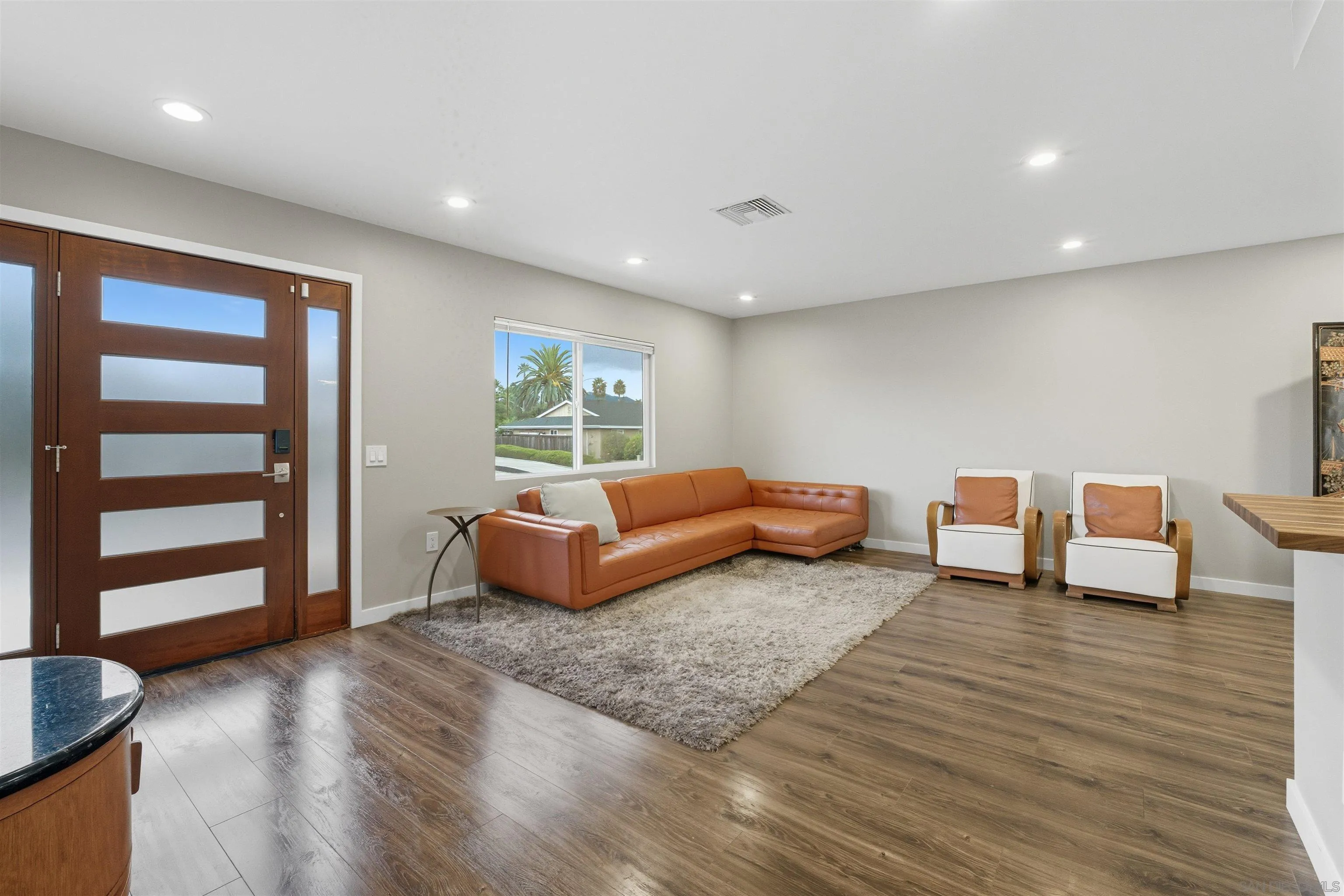 https://cdn.realtyfeed.com/cdn/127/250040300/a079542304d4df0af7f6b66e9e58fe3c.webp