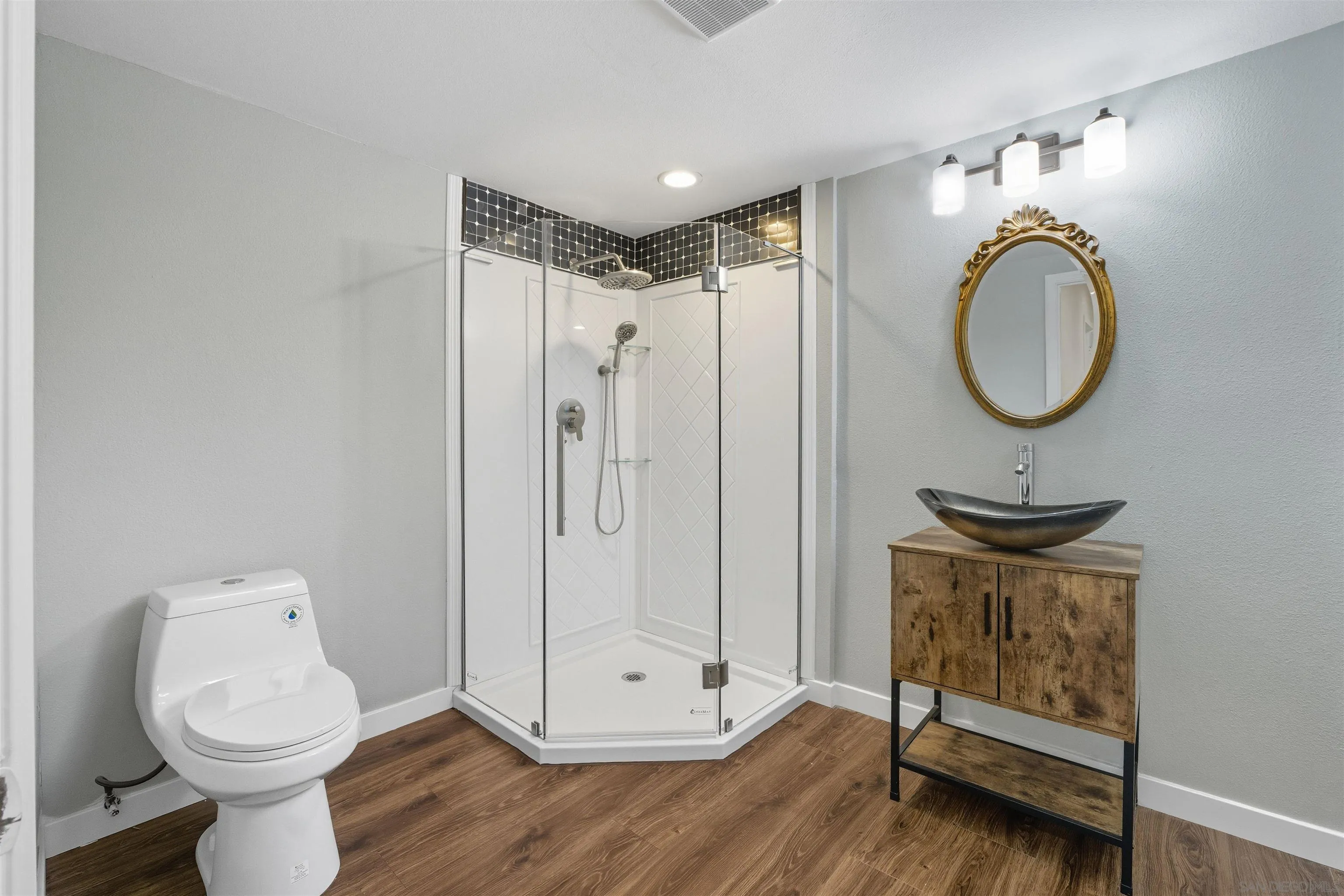 https://cdn.realtyfeed.com/cdn/127/250040300/a72f830a1b179ef09d49f830905a6317.webp