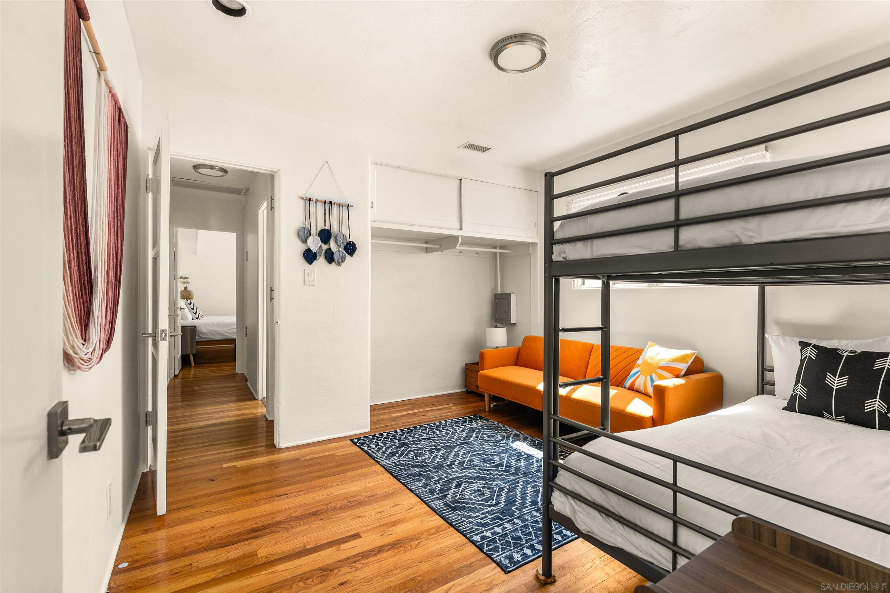 https://cdn.realtyfeed.com/cdn/127/250040302/dcc1e19133776288cab5edb67d99806f.webp