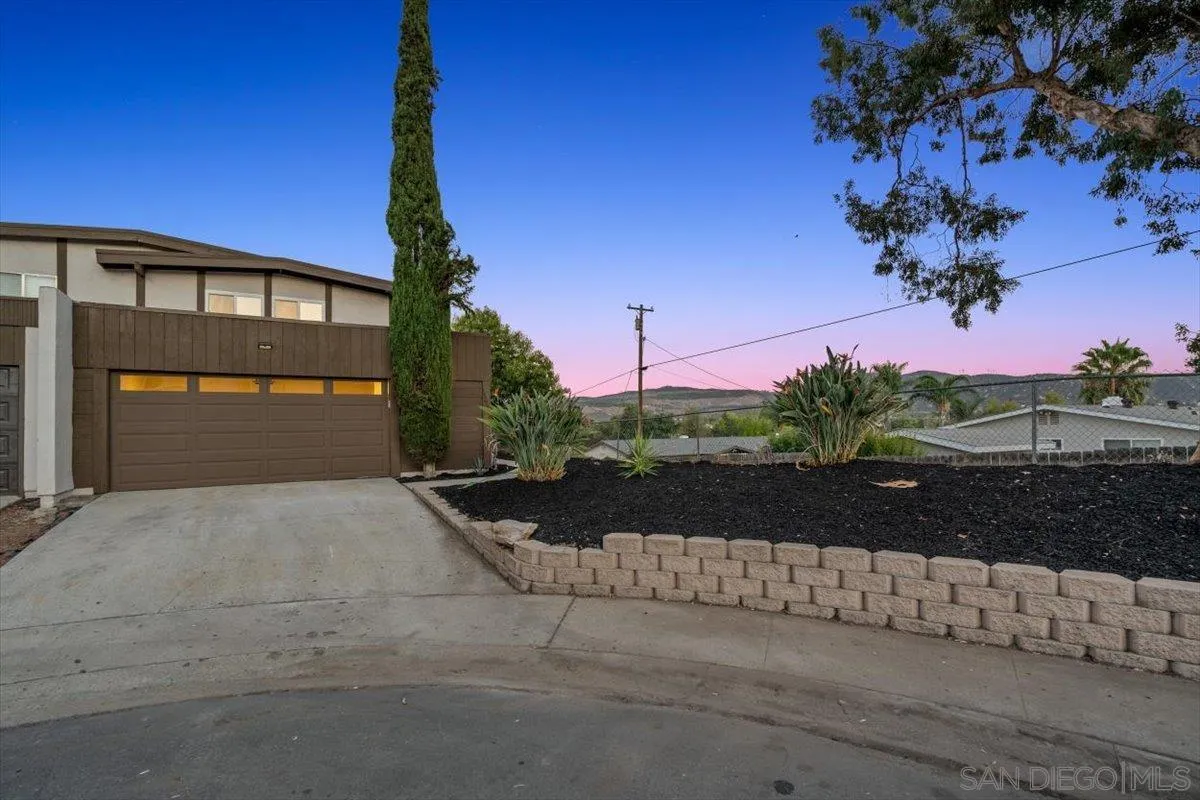 https://cdn.realtyfeed.com/cdn/127/250040306/6cd5149cb76e6fe1aa379dde5ddf201a.webp