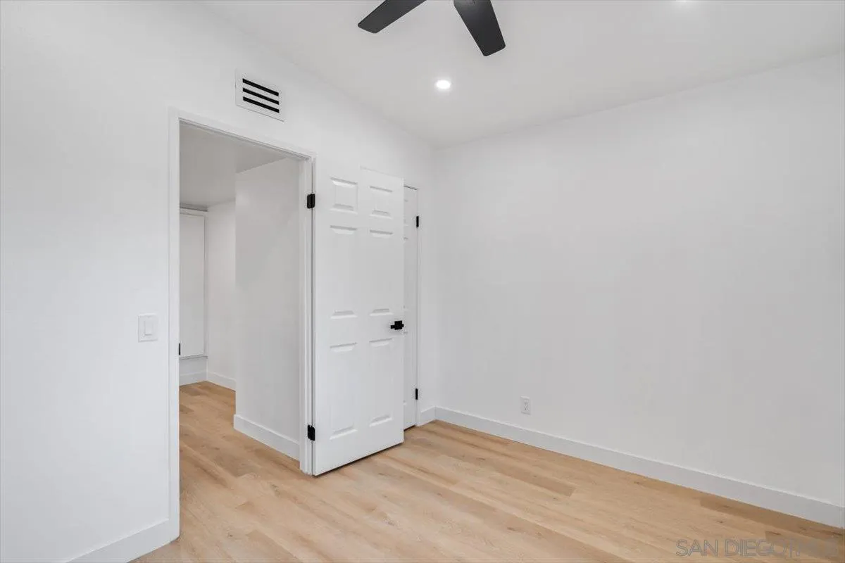 https://cdn.realtyfeed.com/cdn/127/250040306/ad6a9ad6ec612df7ac70b9e009554968.webp