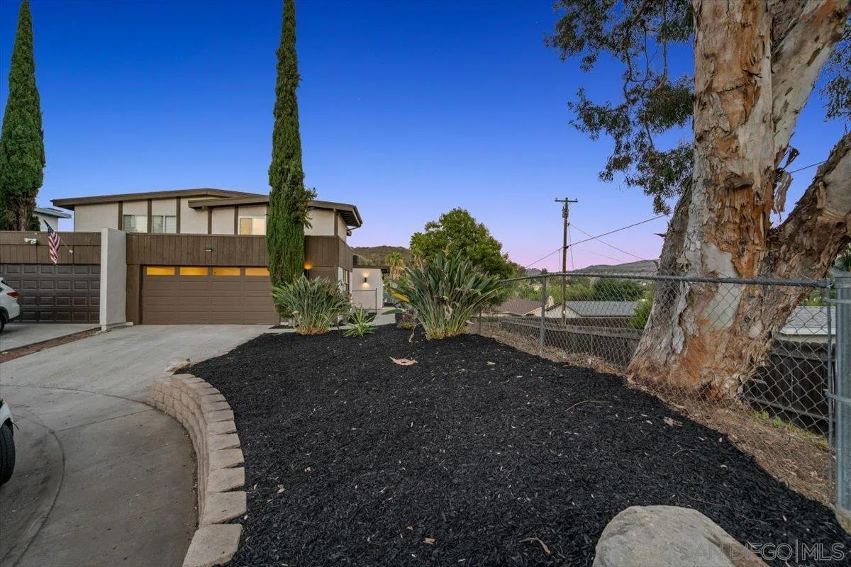 https://cdn.realtyfeed.com/cdn/127/250040306/c73a84d856139973464c25477e8824ee.webp