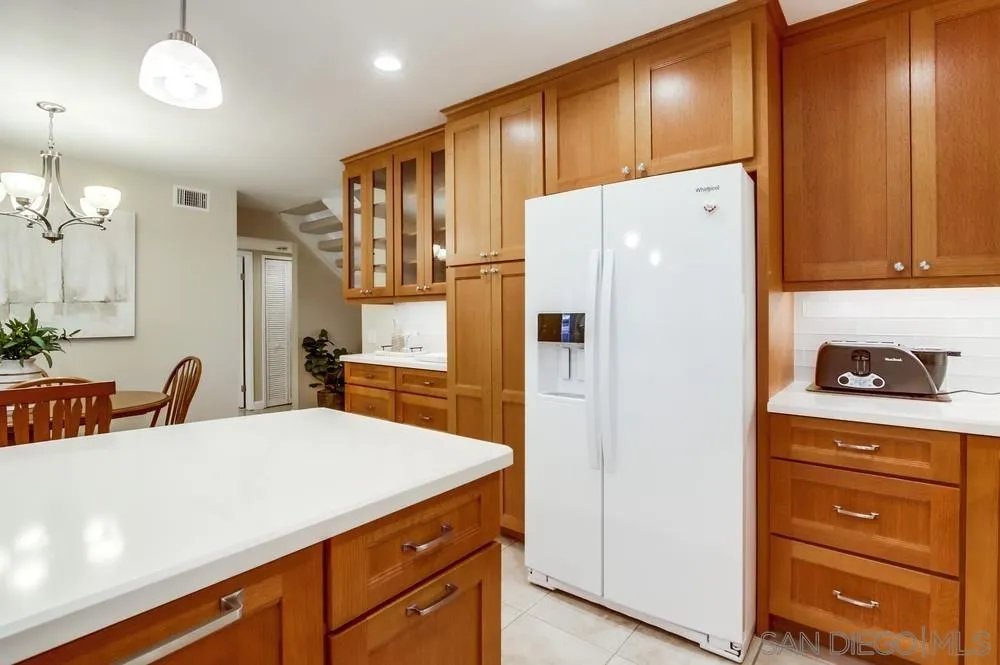 https://cdn.realtyfeed.com/cdn/127/250040310/2cedca092b98e20824a7d65c1e710127.webp