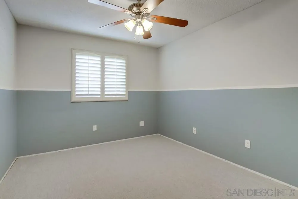 https://cdn.realtyfeed.com/cdn/127/250040310/4a7d0d0156f7d71c9c2d57faf70384d2.webp