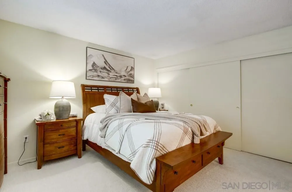 https://cdn.realtyfeed.com/cdn/127/250040310/5e2d29b49c22cbca3b0a77f41d2bc518.webp