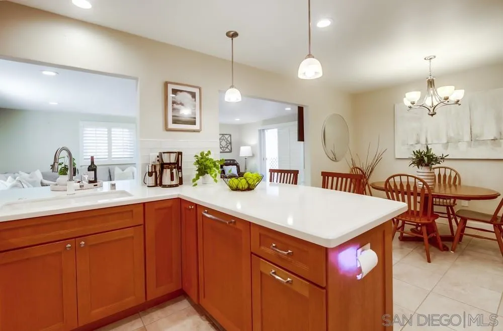 https://cdn.realtyfeed.com/cdn/127/250040310/cc3dd90691da3e2bc0ad58e241ceaaa6.webp