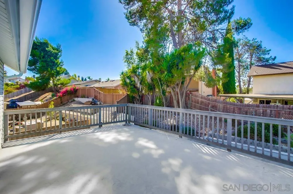 https://cdn.realtyfeed.com/cdn/127/250040310/e20dca576b5e4ca60c3e04edb8fc3651.webp