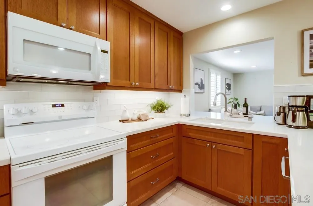 https://cdn.realtyfeed.com/cdn/127/250040310/ff9207aa3fea0a2e724c4b9b839f4b46.webp
