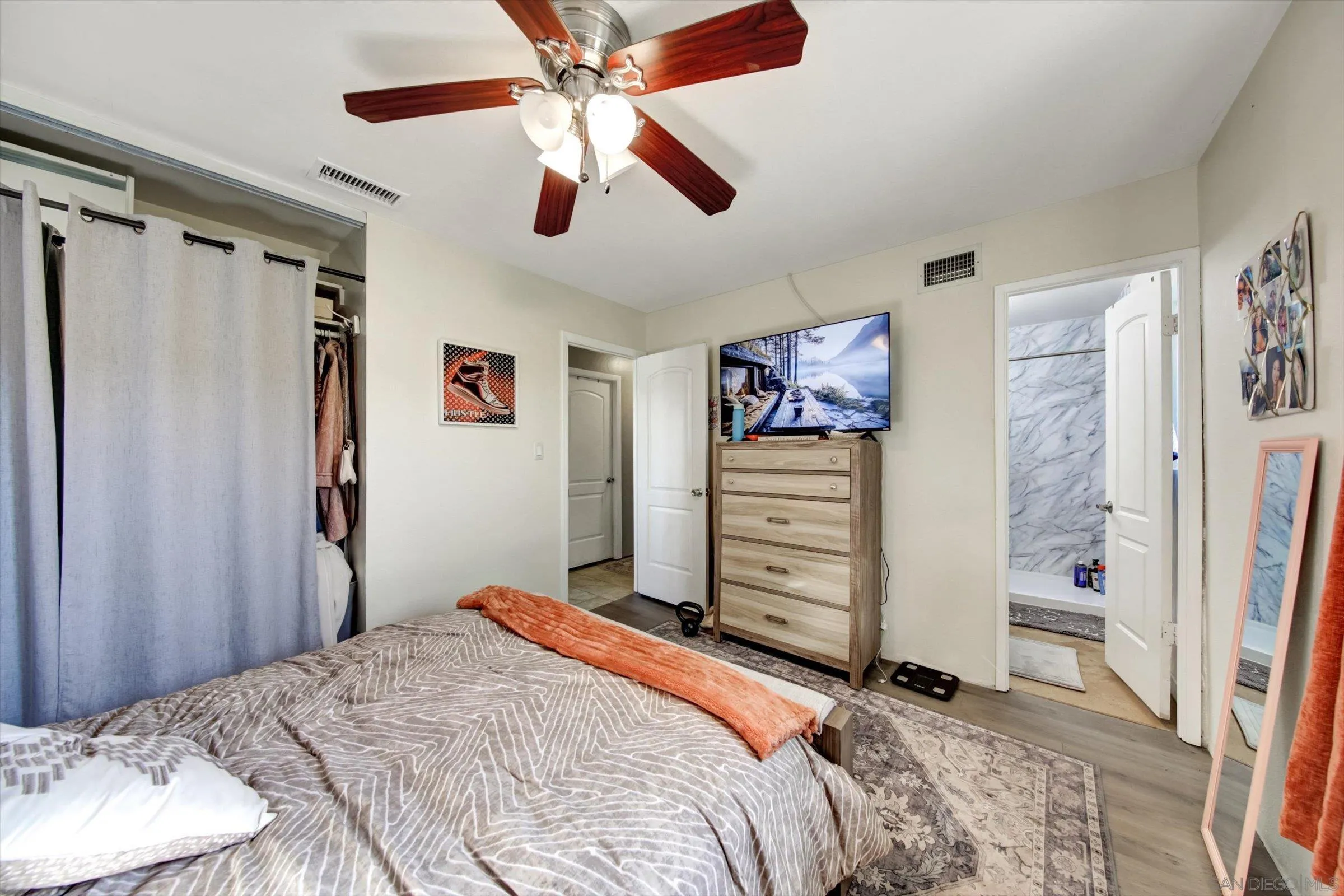 https://cdn.realtyfeed.com/cdn/127/250040311/254576461ac10da206a0da9b44fa9d9c.webp