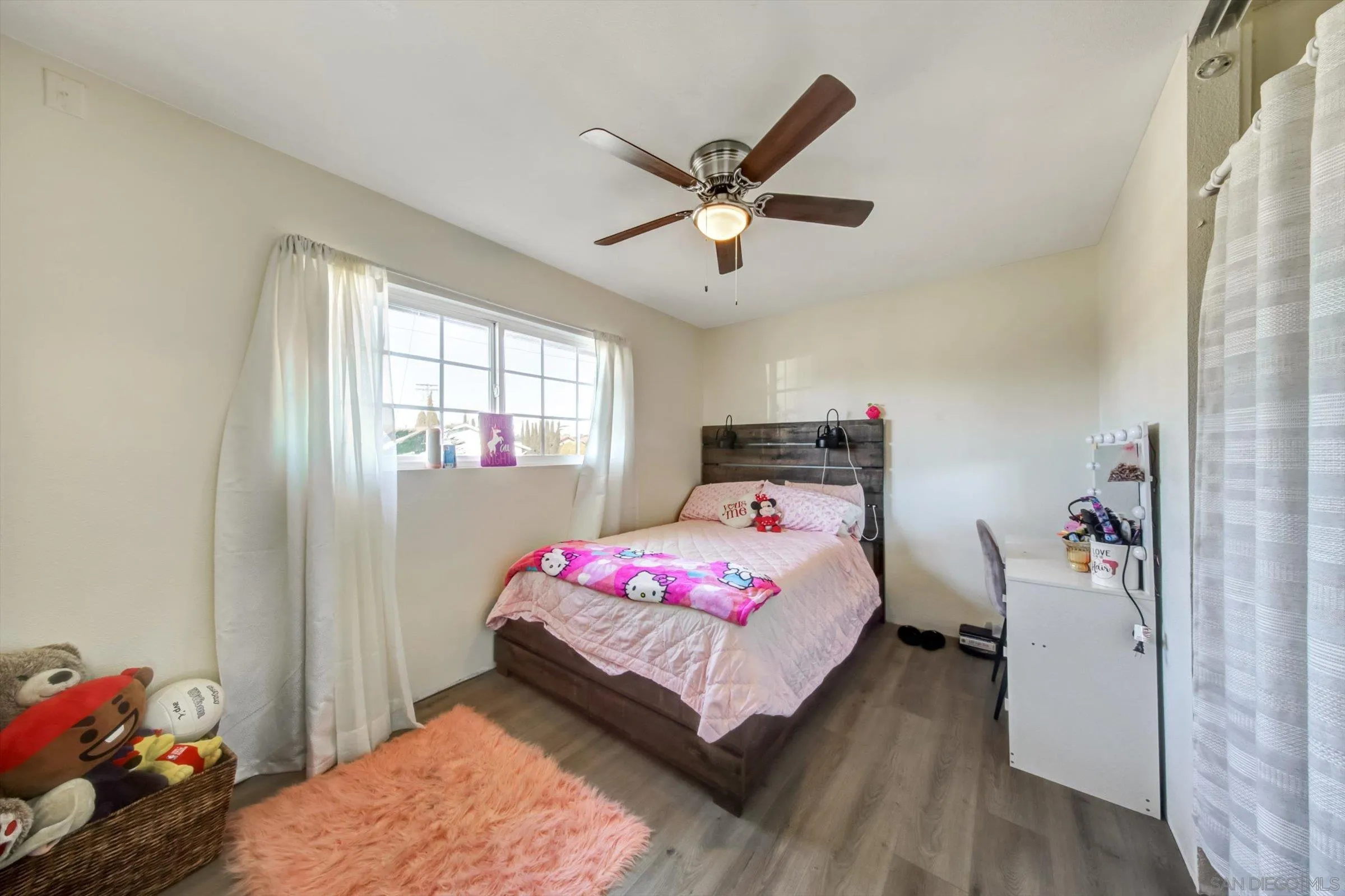 https://cdn.realtyfeed.com/cdn/127/250040311/a9bbff366999fba2c787c6ca501c2942.webp