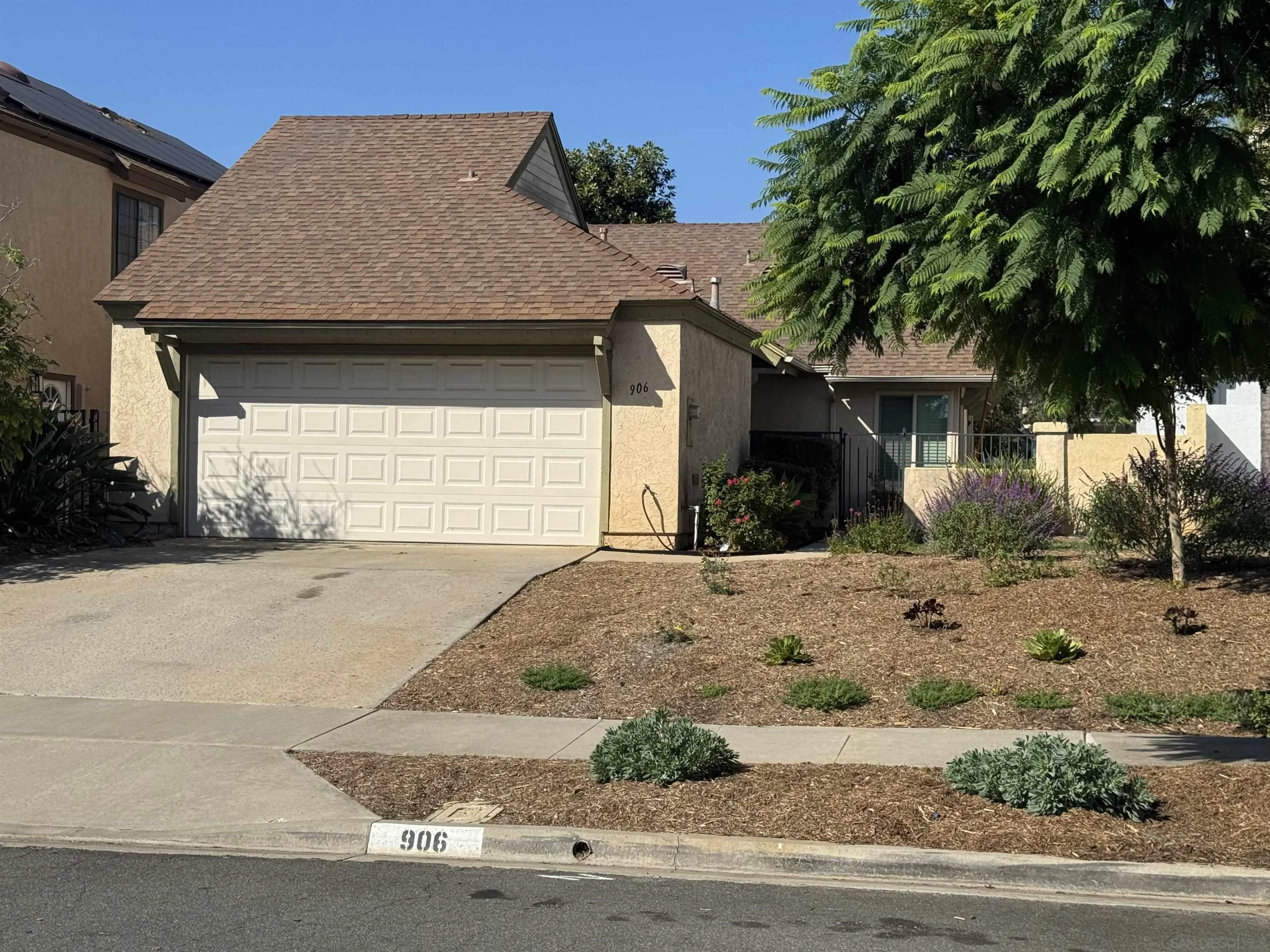 https://cdn.realtyfeed.com/cdn/127/250040313/73d8c3584ce730ee1d12e263d3f0c8bf.webp