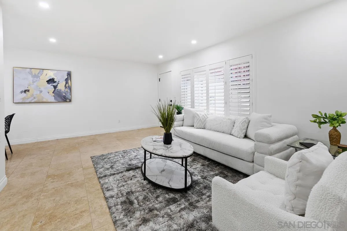 Photo #6: 250040320 Listing 