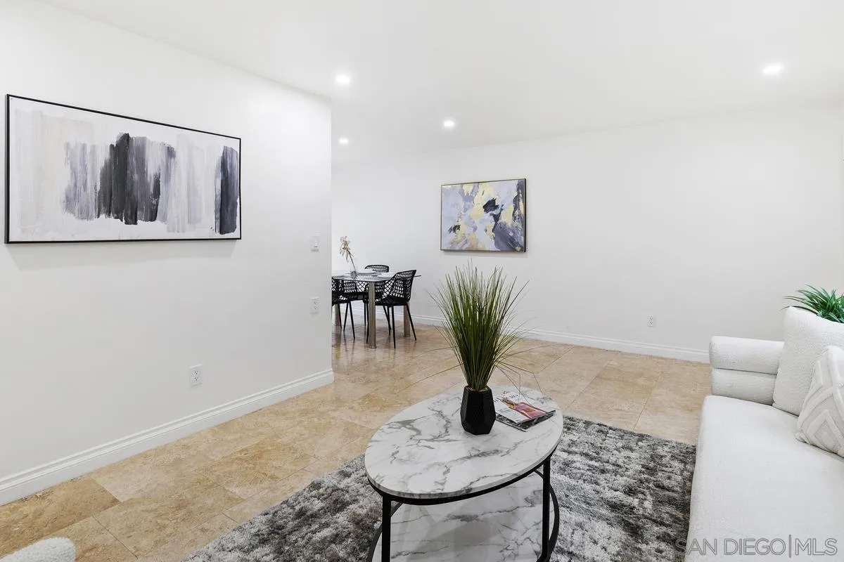 Photo #5: 250040320 Listing 