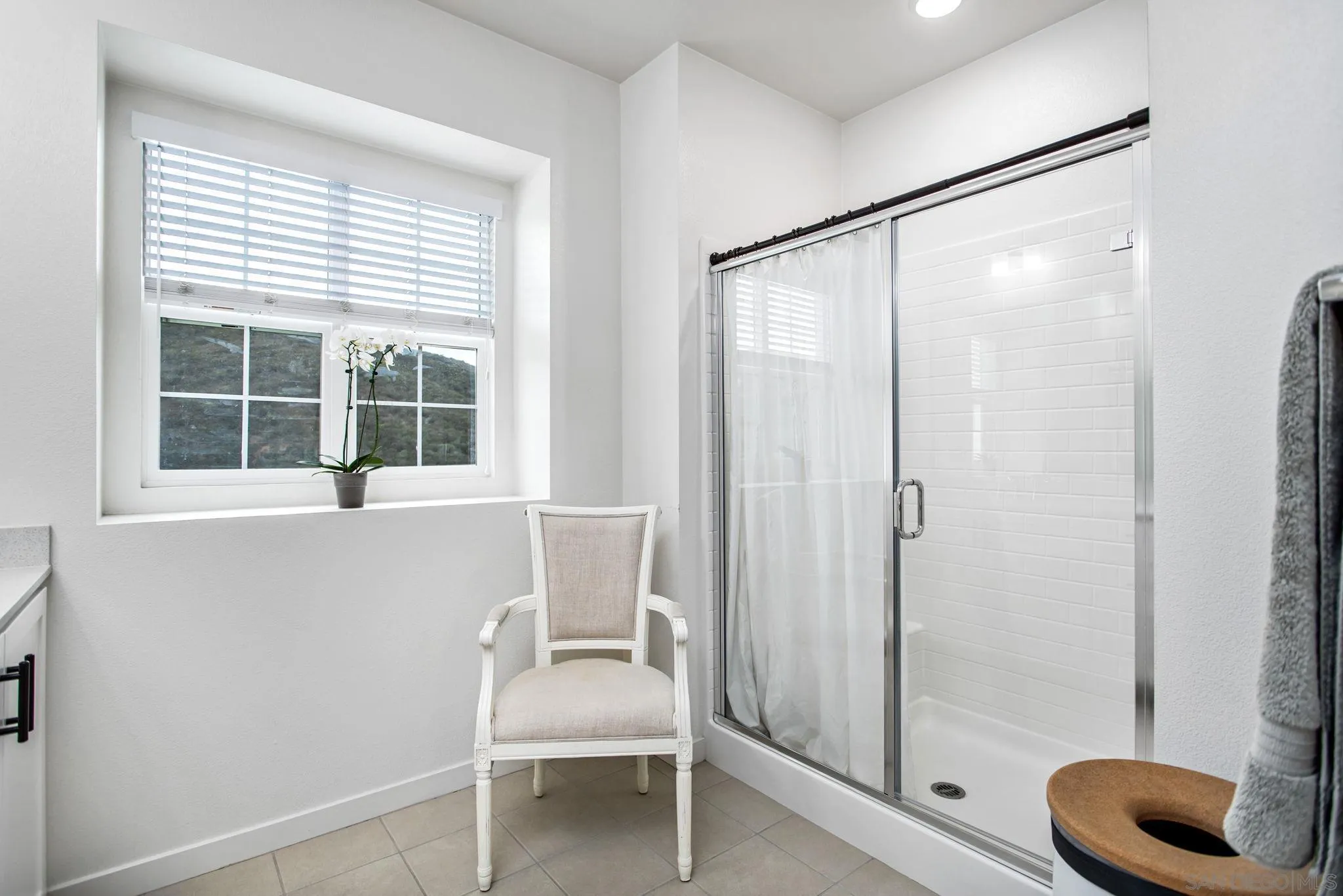 https://cdn.realtyfeed.com/cdn/127/250040321/0b0175bb34a703f3bb4951179fd127b5.webp