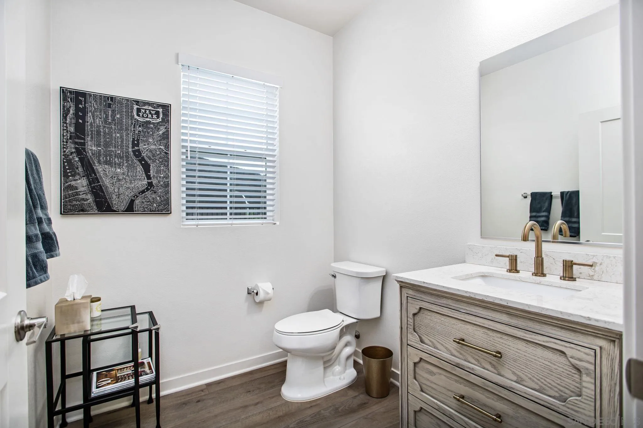 https://cdn.realtyfeed.com/cdn/127/250040321/63b57762fc7931437b5a6fc7c924c3ef.webp