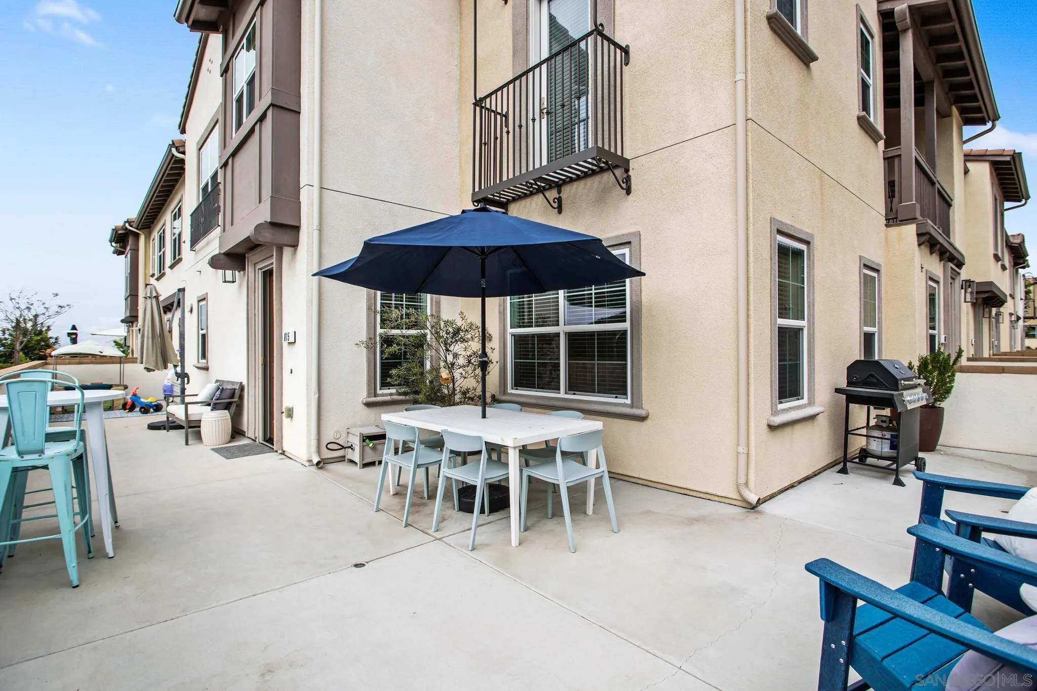 https://cdn.realtyfeed.com/cdn/127/250040321/68f0945a264875fb2bf9d586e4ac3c88.webp
