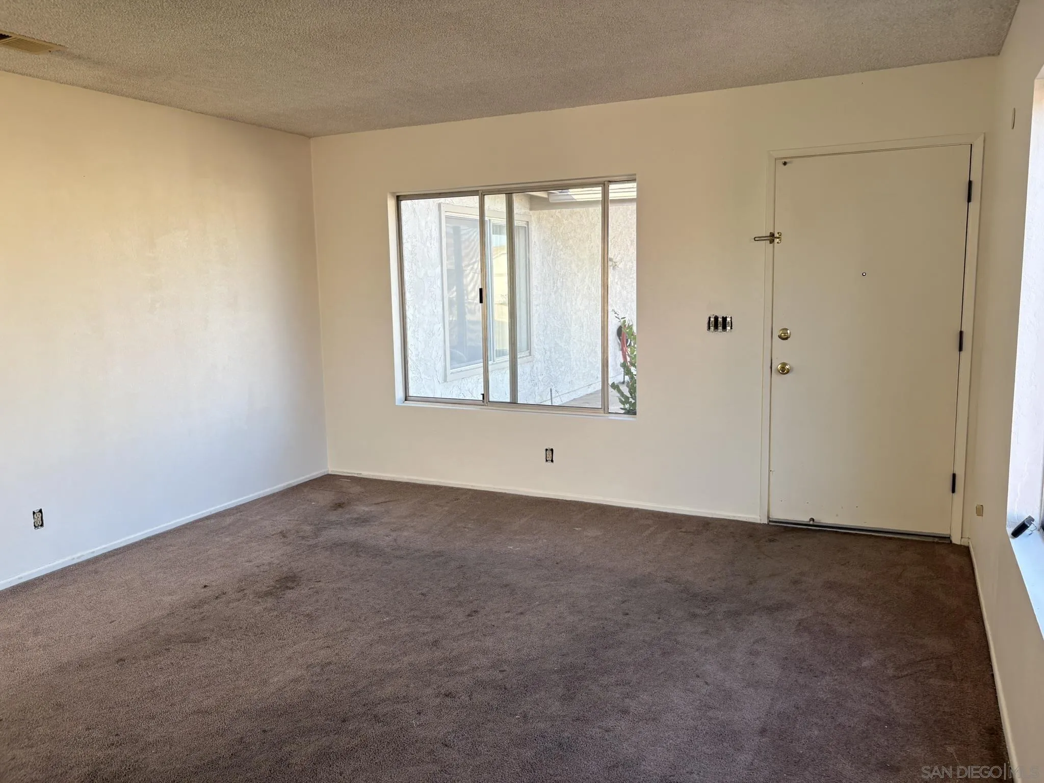 Photo #14: 250040322 Listing: Photo #14