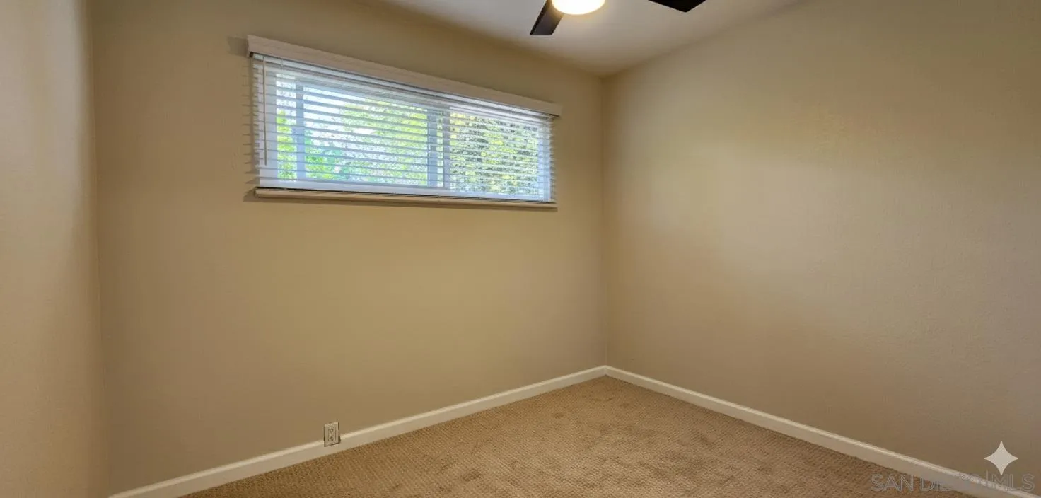 https://cdn.realtyfeed.com/cdn/127/250040328/ffe0d871d3ea928d694c827a9b6691f2.webp