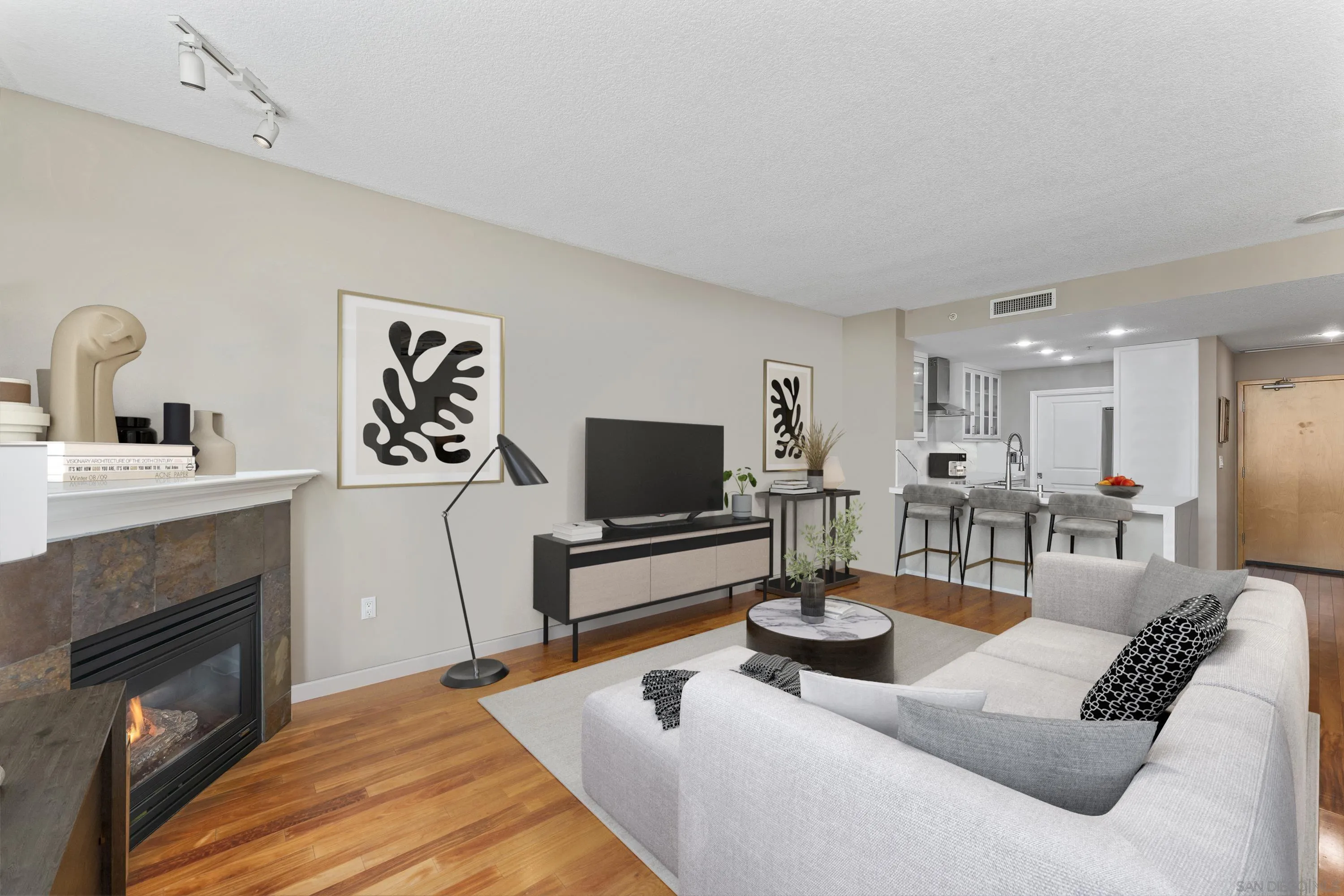 https://cdn.realtyfeed.com/cdn/127/250040333/3e3acf7eedefcd1215d76d0422e455eb.webp