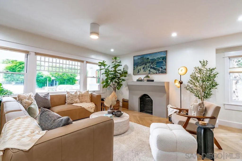 725 Pennsylvania Ave, San Diego, CA, 92103