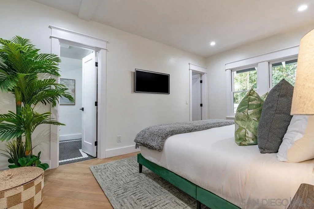 725 Pennsylvania Ave, San Diego, CA, 92103