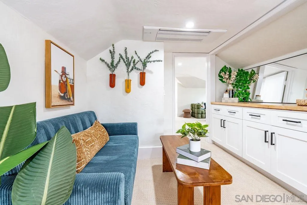 725 Pennsylvania Ave, San Diego, CA, 92103