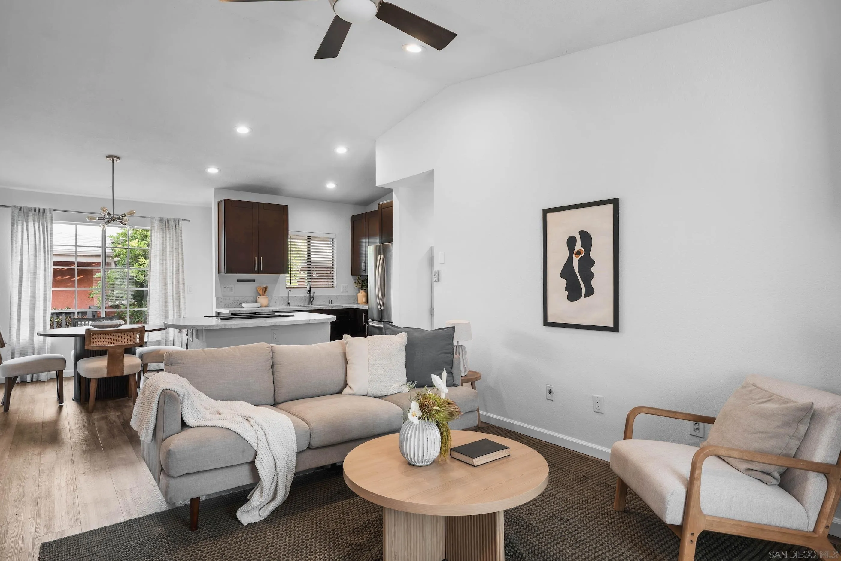 https://cdn.realtyfeed.com/cdn/127/250040345/b42b791c79ca8b048714c8f1c737cd5c.webp