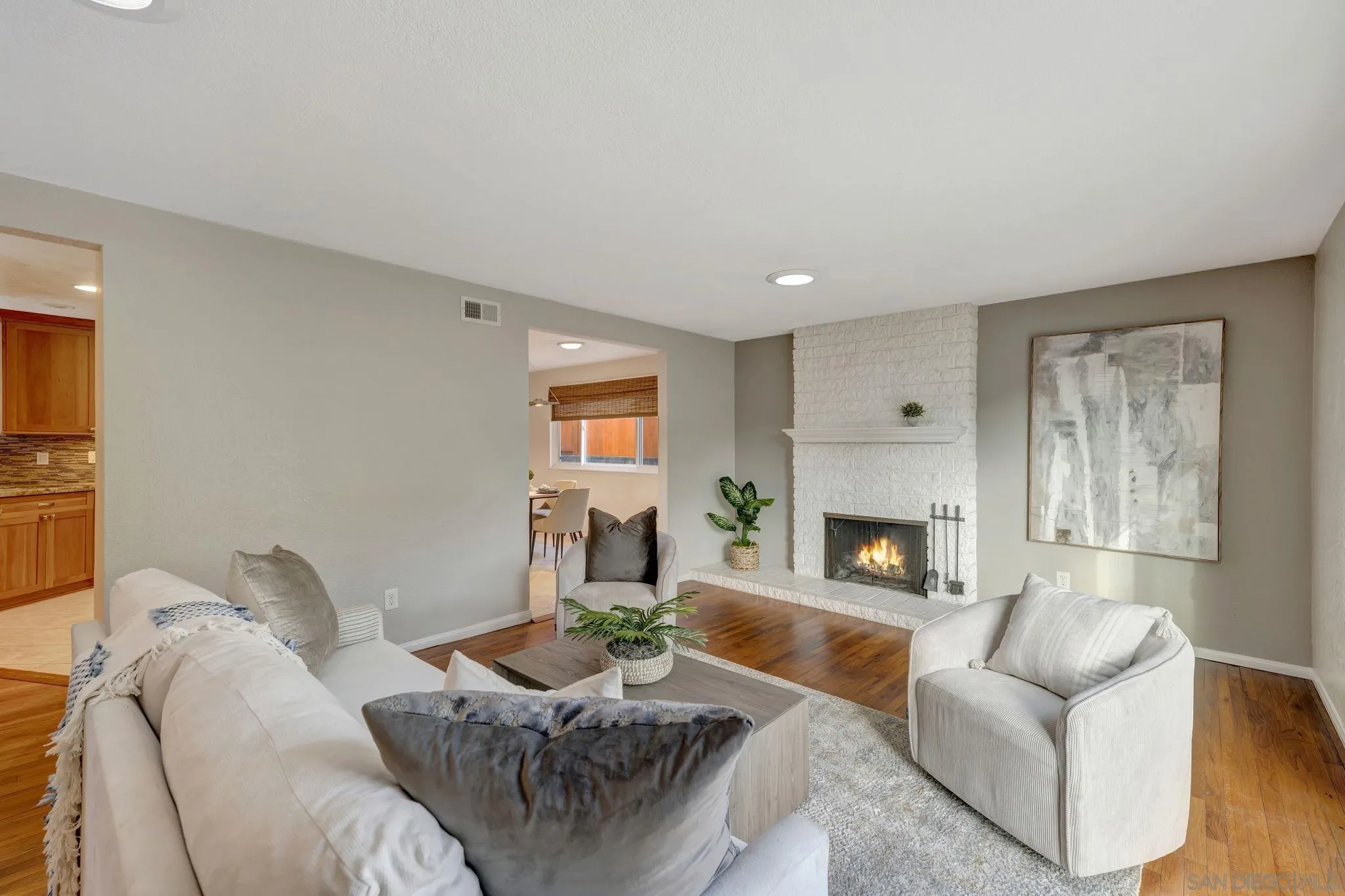 https://cdn.realtyfeed.com/cdn/127/250040349/38faf22cbb412b6e8f1ac50b04924d9d.webp