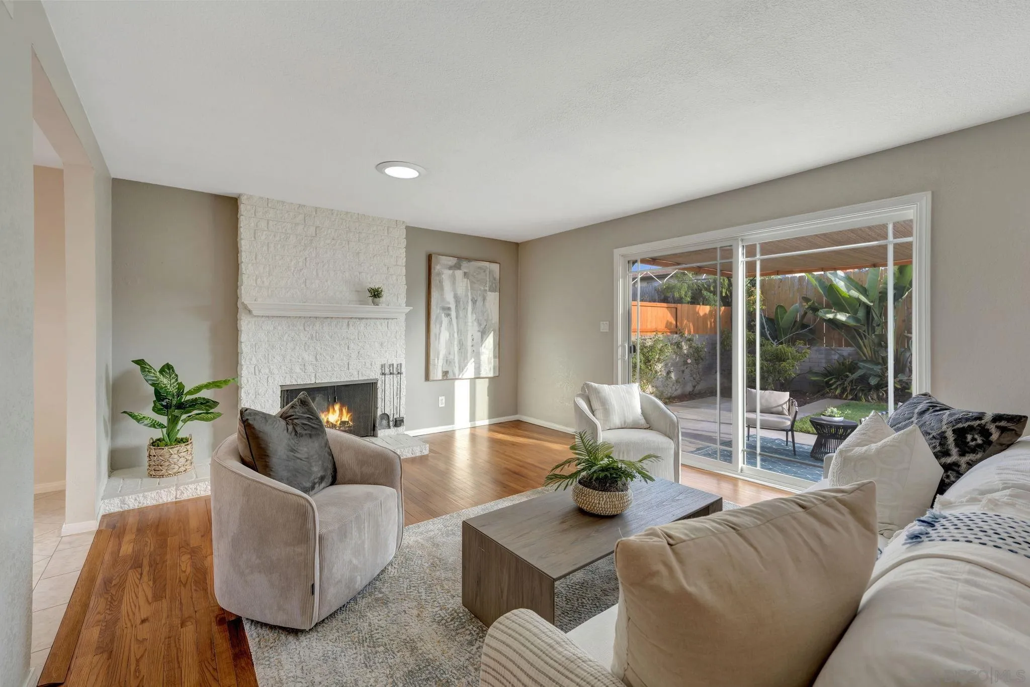 https://cdn.realtyfeed.com/cdn/127/250040349/525b89a5640b8973b858f7ff1317c068.webp