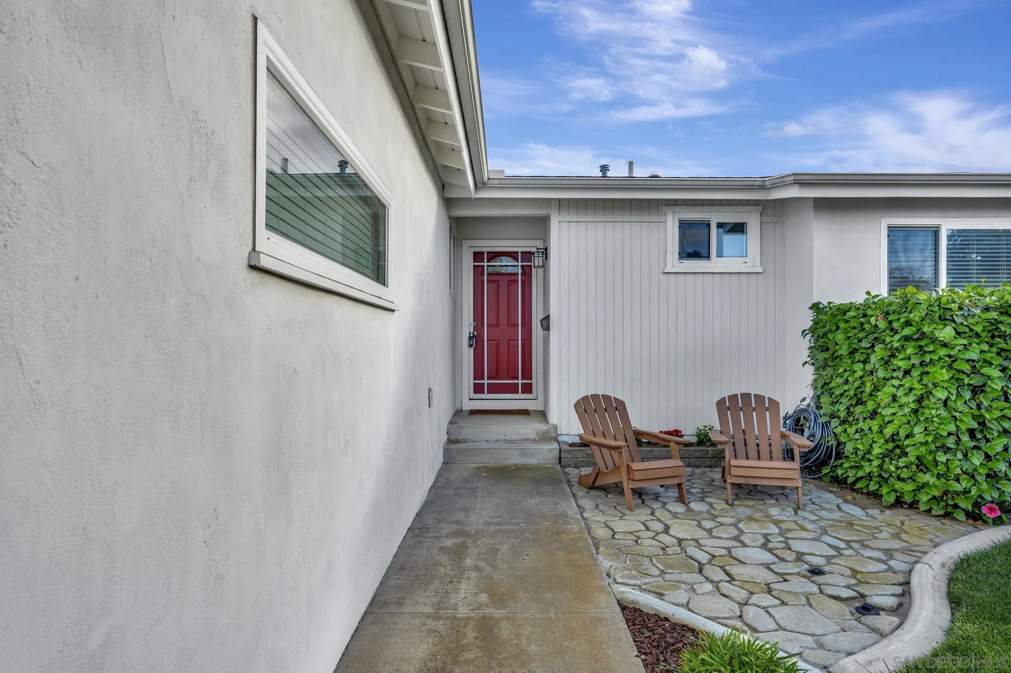 https://cdn.realtyfeed.com/cdn/127/250040349/cb6f7d264b493f7fa2b28e8891dd649e.webp