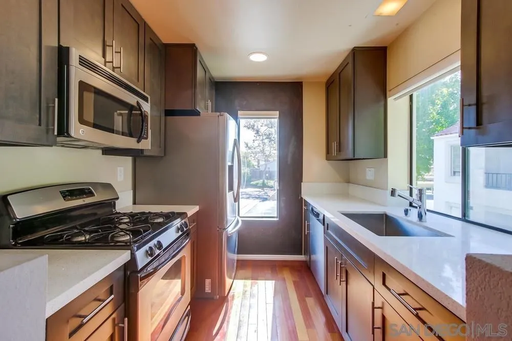 https://cdn.realtyfeed.com/cdn/127/250040355/449273ea473bea6d4cb5e5cb4690e75e.webp