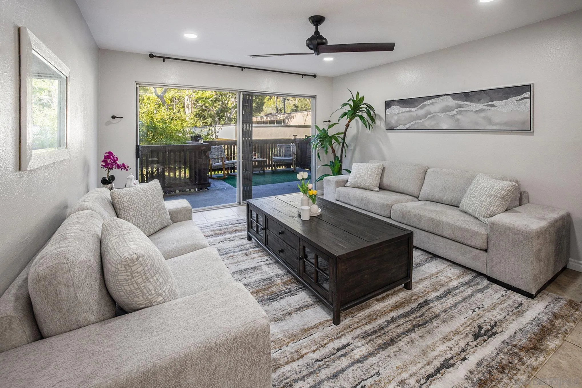 Photo #3: 250040356 Listing 