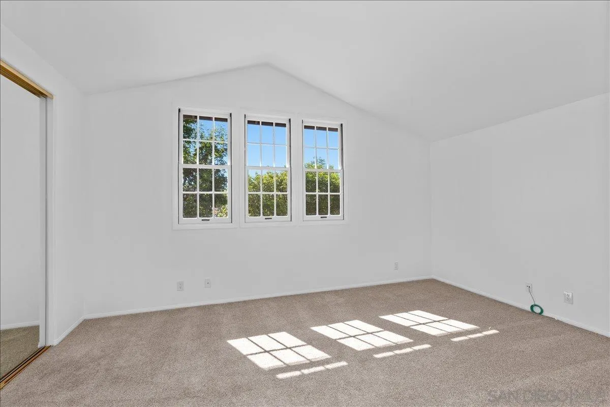 https://cdn.realtyfeed.com/cdn/127/250040358/adceff906bfdb8e73fe91a160d020c8c.webp