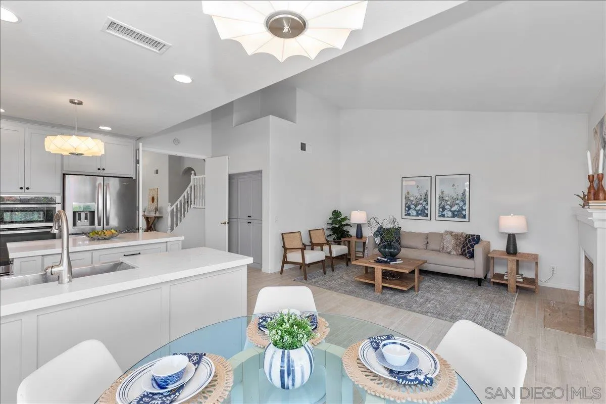 https://cdn.realtyfeed.com/cdn/127/250040358/b27d10641a960a3052f66f7f429e9531.webp